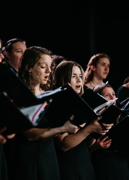 woman's choir performance